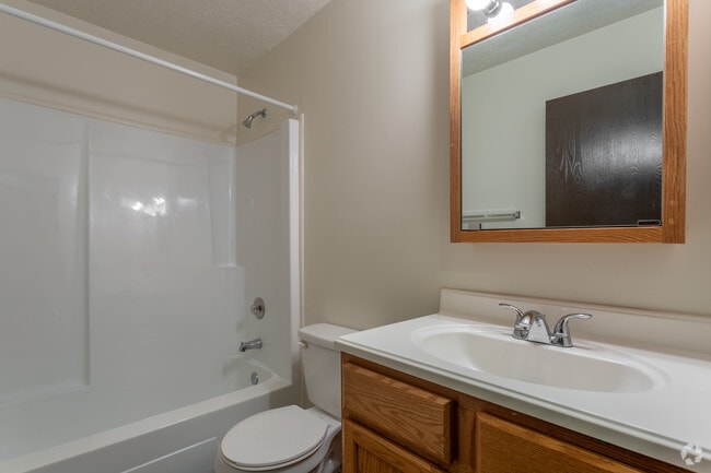 2BD 1BA 500 sq.ft.