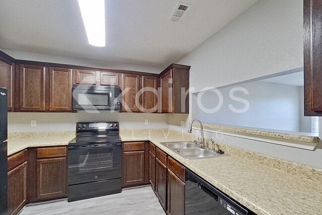 Photo - 4009 Thomas St