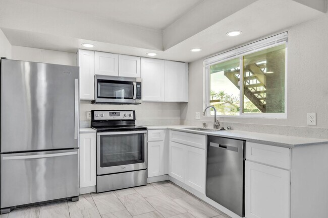 Photo - 45 N Phyllis Unit 108