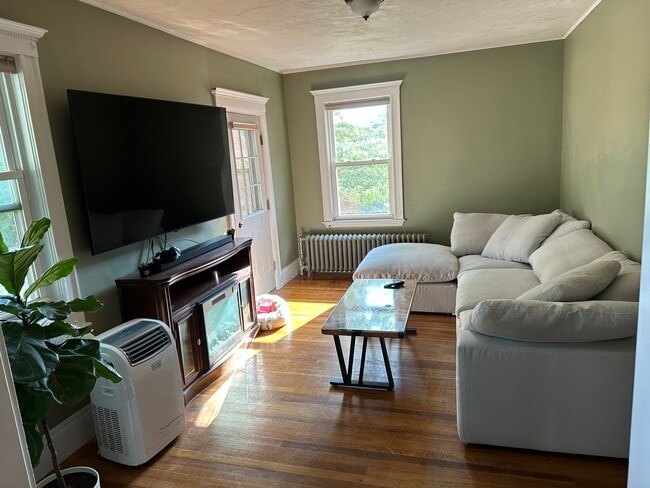 Photo - 29 Tremlett St Unit 2