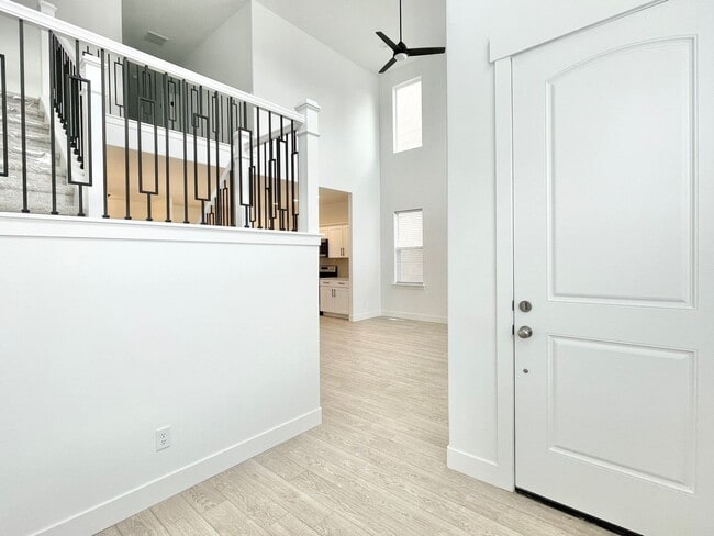 Photo - Gorgeous Townhome at Mountain Ridge!