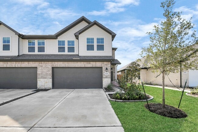 Photo - 21035 Shore Oak Dr