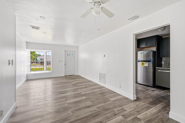 Photo - 1060 SW 5th Terrace