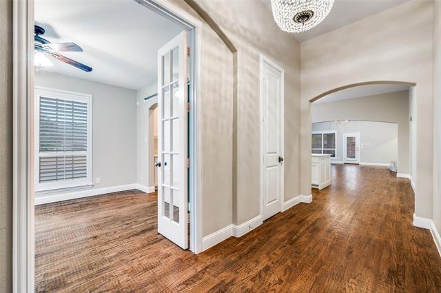 Photo - 1200 Skyflower Ln