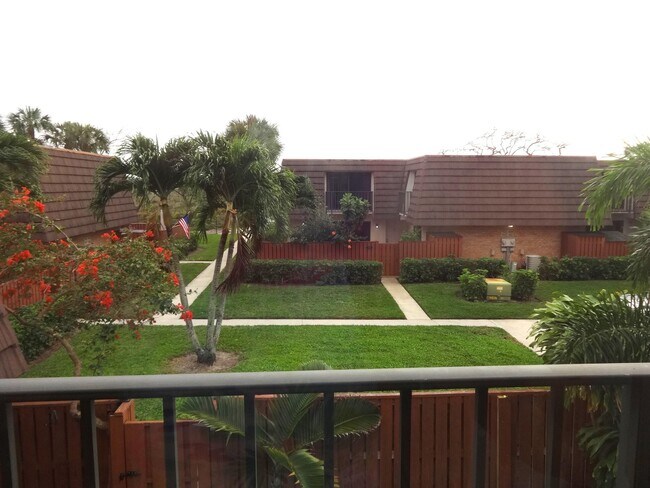 Photo - 1916 19th Ct