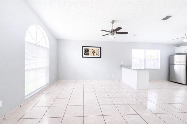 Photo - 7915 Tumbleweed Ct