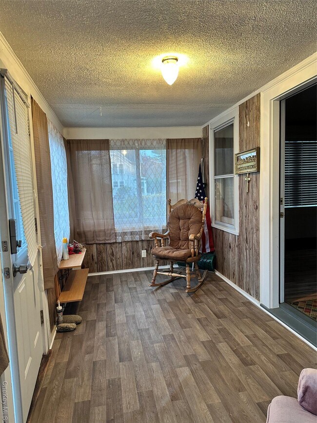 Photo - 517 Flint St