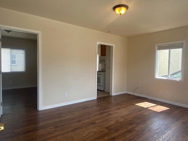 Photo - One Bedroom Unit Available in San Leandro! Unidad 1472