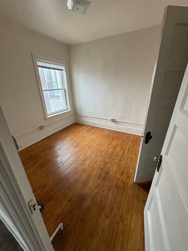 Photo - 608 Wellington St Unit A3