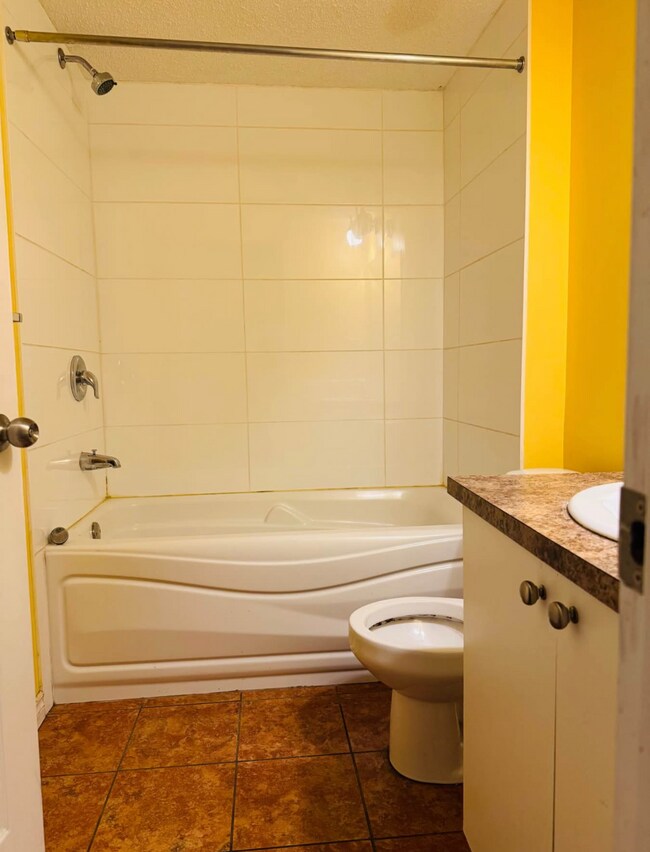 Photo - 364 Martindale Dr NE