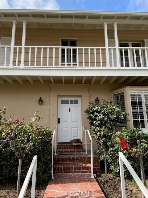 Photo - 425 S Palm Dr