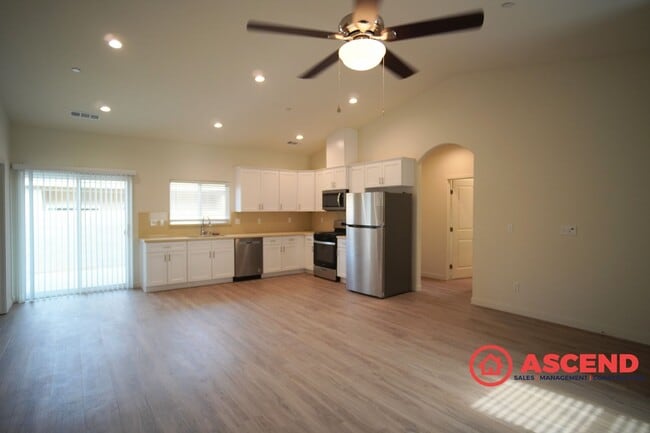 Photo - 8609 Frankie Lou St Unidad 8609 Frankie Lou Street B