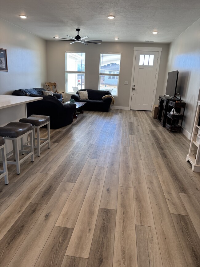 Photo - 4312 W 250 N