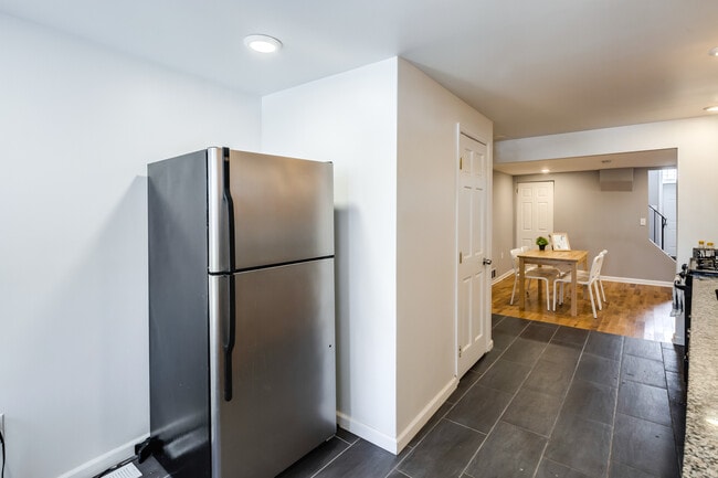 Photo - 2144 E Arizona St