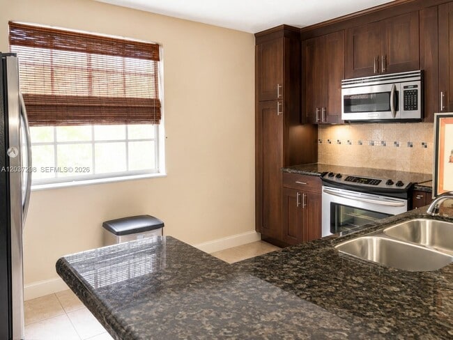 Photo - 3545 Magellan Cir Unit 358-5