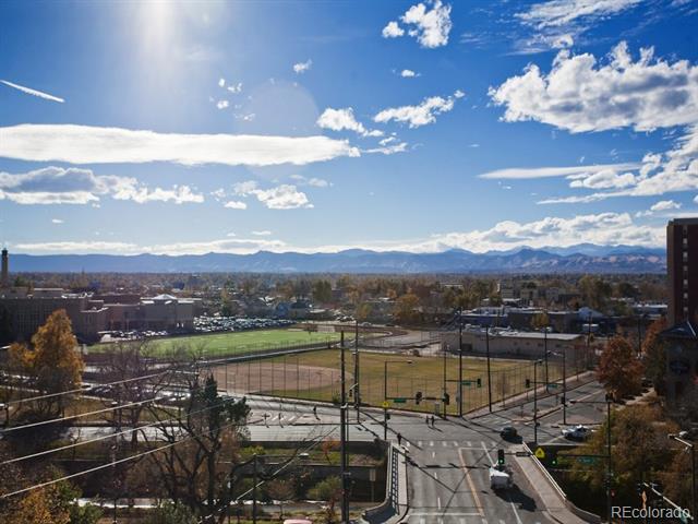 Building Photo - 1120 Delaware St Unit #504