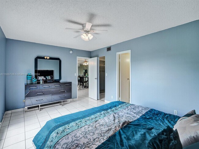 Photo - 8300 Sands Point Blvd Unit K308