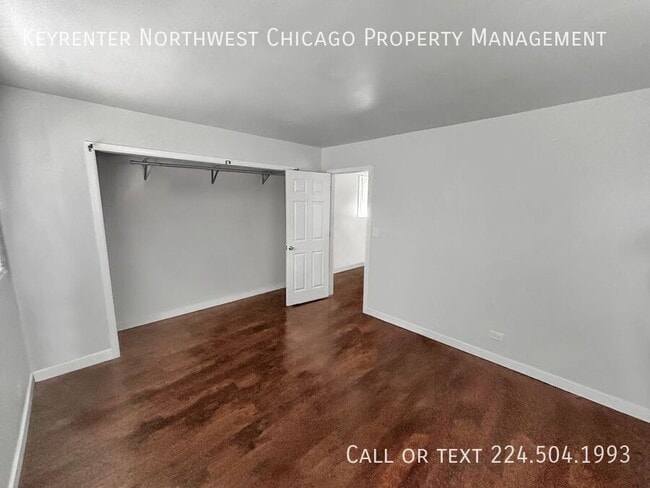Photo - 912 W Oakwood Dr