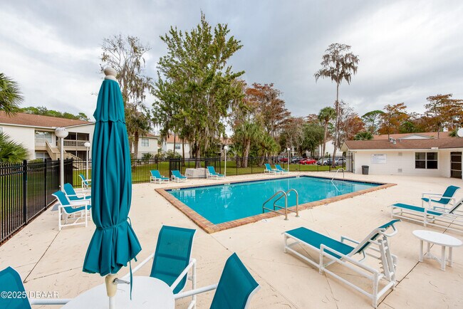 Photo - 1600 Big Tree Rd Unit H3