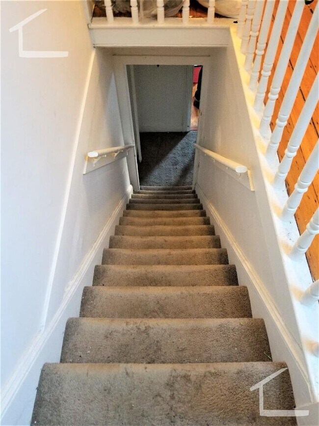 Photo - Huge 4 bed near BU and the Green Line for ...