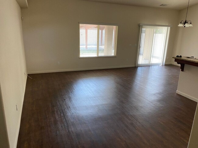 Photo - Lovely Home for rent in Visalia,Ca
