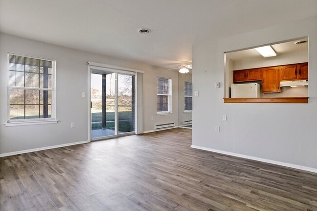Photo - 7036 Basswood Rd