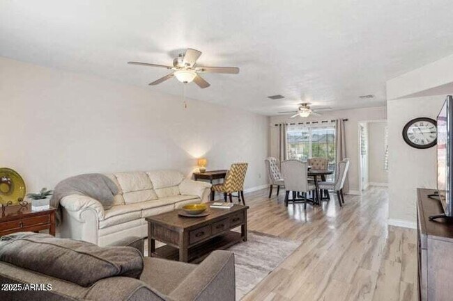 Photo - 13046 Wildwood Dr