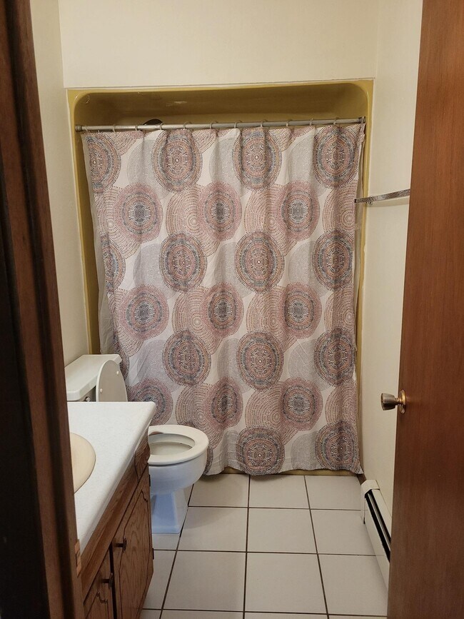 Photo - 729 Halbert St Unit 1