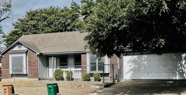 Photo - 2406 Patsy Pkwy