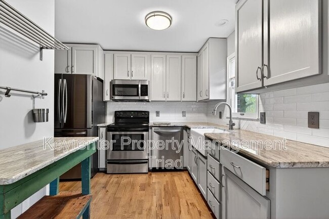 Photo - 2312 Bonnie Ln