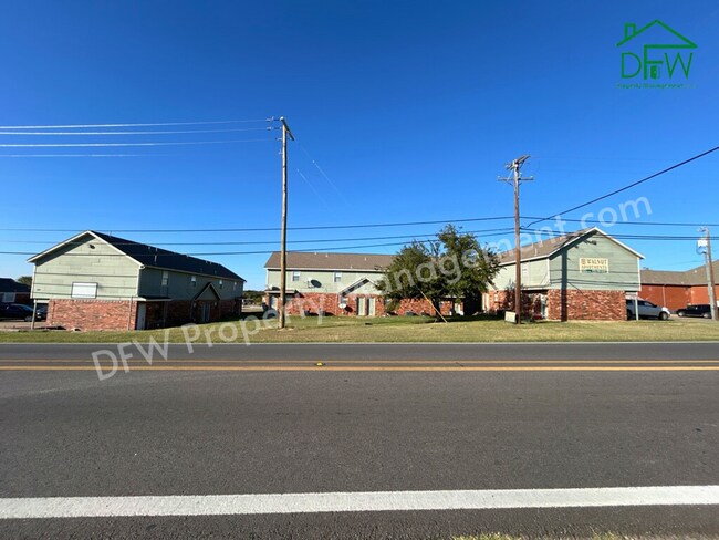 Photo - Cute 2-Bed/1.5-Bath Townhome for Lease in ... Unit B3