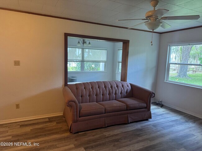 Photo - 1464 SE County Rd 21b