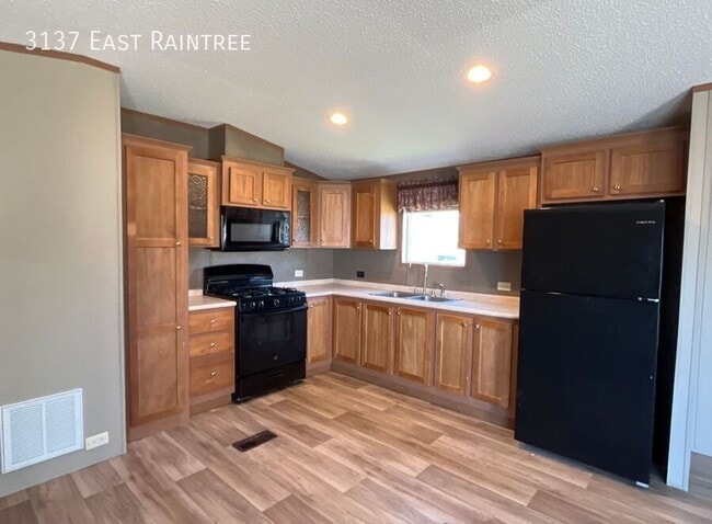 Photo - 3137 East Raintree-