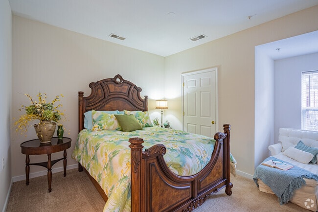 2BR, 2BA