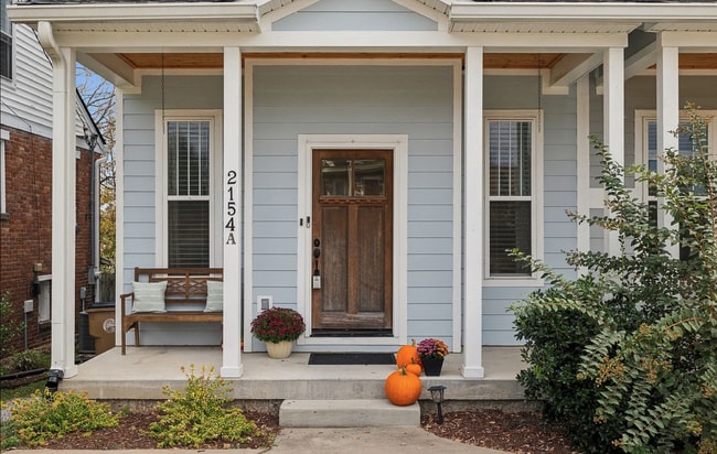Photo - "Experience Nashville Charm: Spacious 3-Bed, 3.5-Bath Retreat on Byrum Avenue!"
Fenced Back Yard!