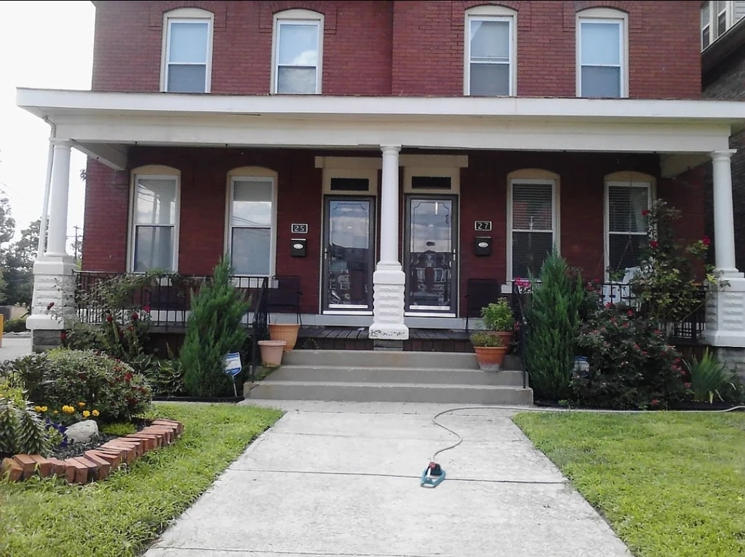 25-27 N 21st - 25 N 21st St