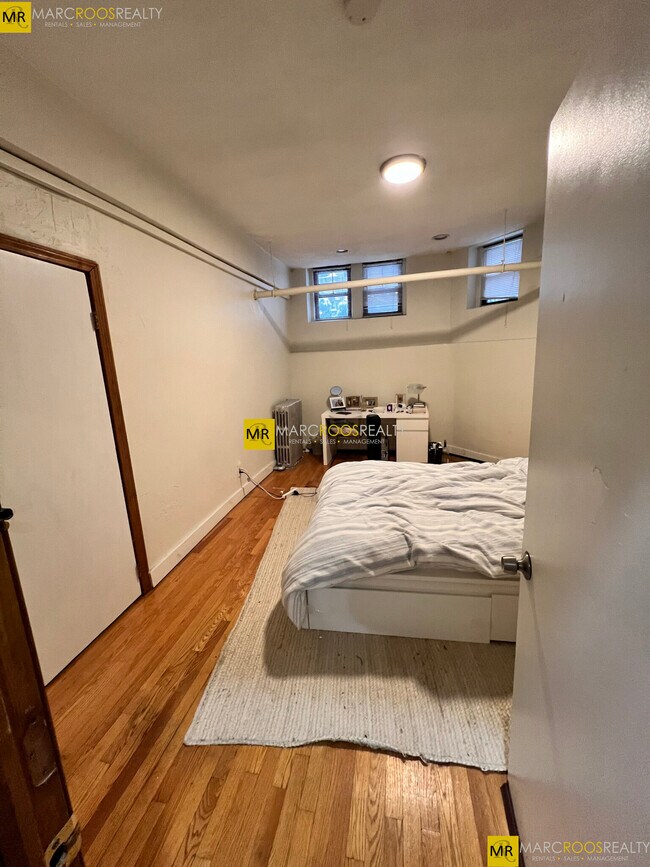 Photo - 25 Saint Stephen St Unit 41A