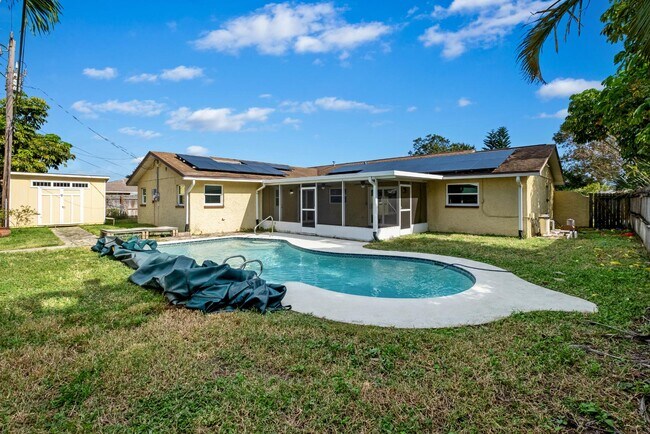 Photo - 1445 Mercury St