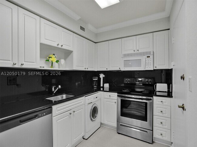 2501 S Ocean Dr Unit 731 (Available Sep 23)