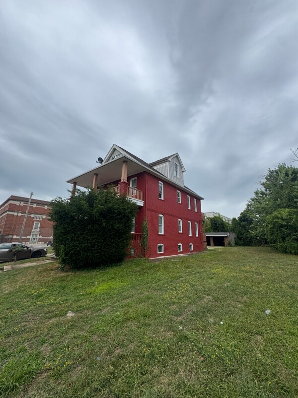 Building Photo - 15353 Yorick Ave Rental