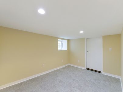 Photo - 1833 Triumph St