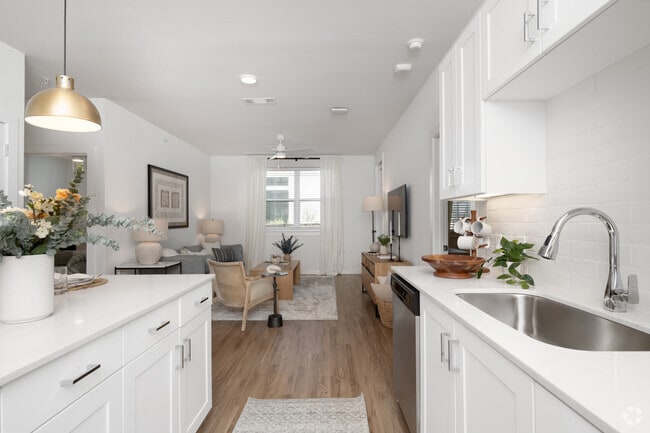 2BR, 2BA - 1189SF