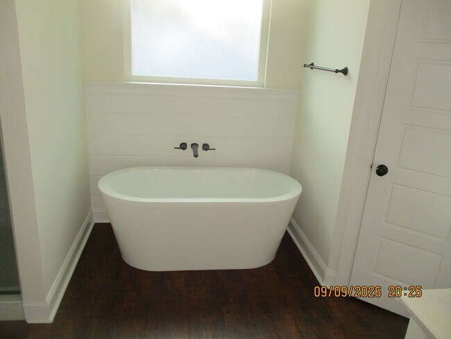 Photo - 172 Belmont Dr