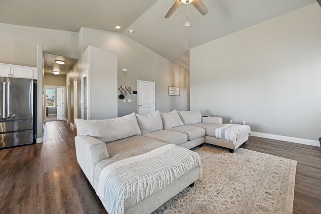 Photo - 1140 E Dove Creek Dr