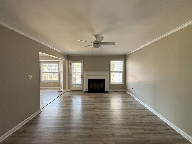 Photo - Charming 4 Bed 2 Bath Home in Jack Britt