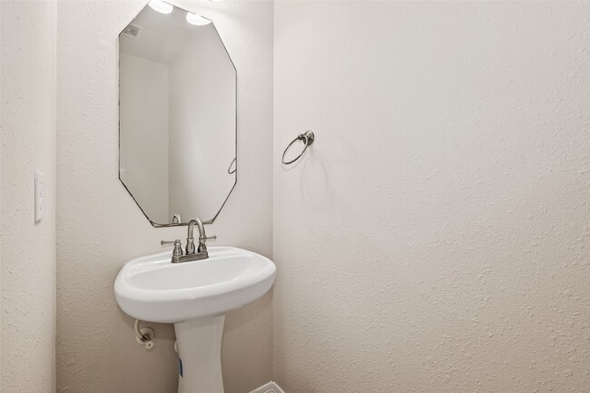 Photo - 24526 Avellino Ct