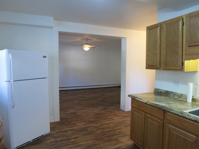 Photo - 211 Stribling Ave