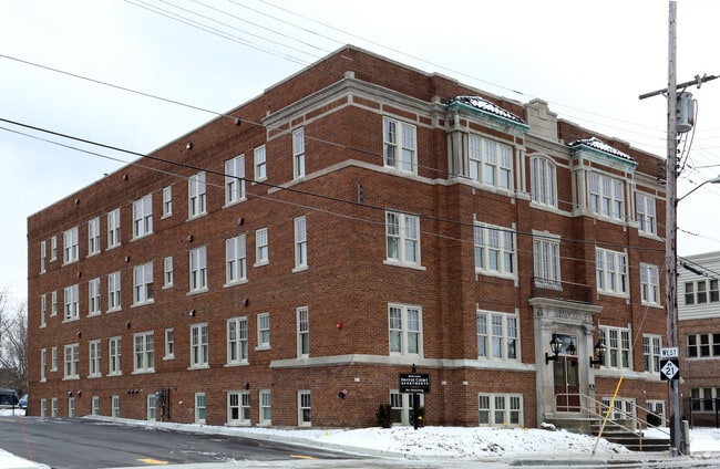 Photo - Swayze Apartments