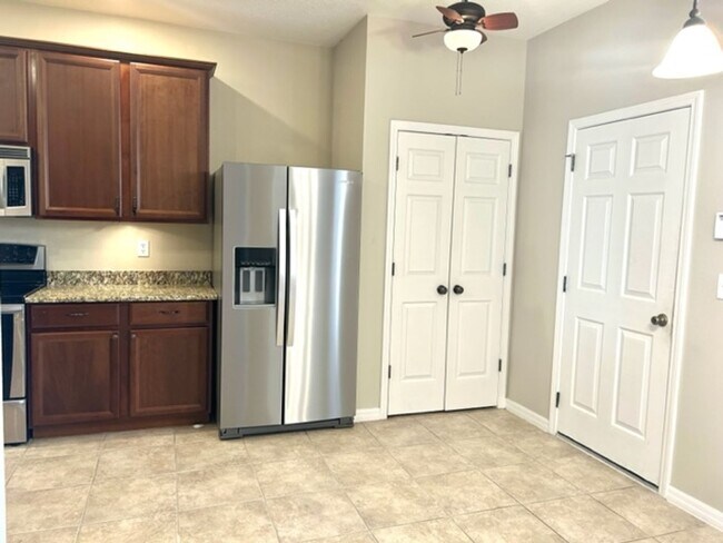 Photo - 3720 Parkridge Cir Apartamento Unidad 1