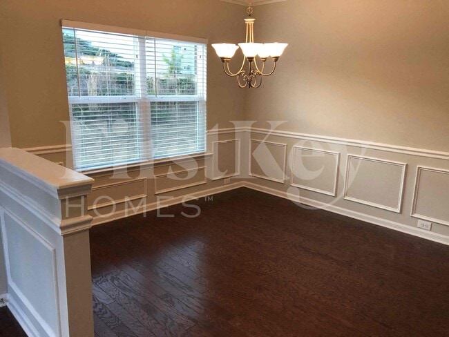 Photo - 194 Eastridge Way